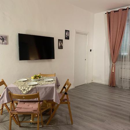 Casa Julka Lägenhet Livorno Exteriör bild
