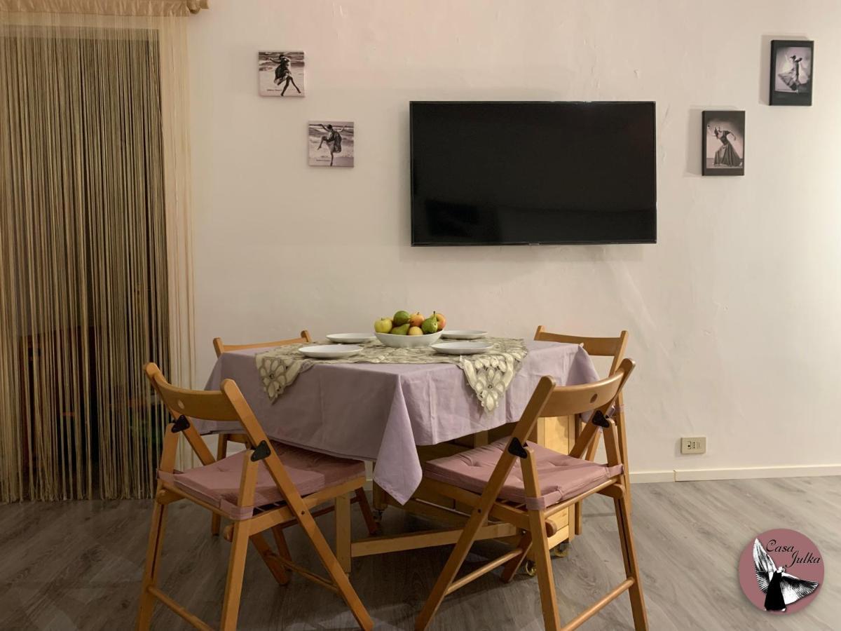 Casa Julka Lägenhet Livorno Exteriör bild