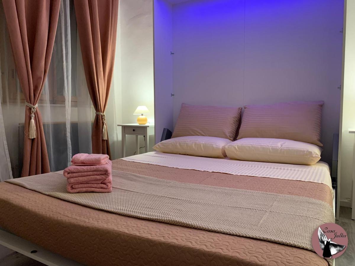 Casa Julka Lägenhet Livorno Exteriör bild