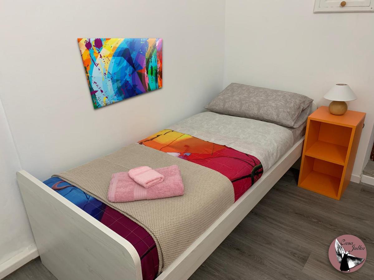 Casa Julka Lägenhet Livorno Exteriör bild