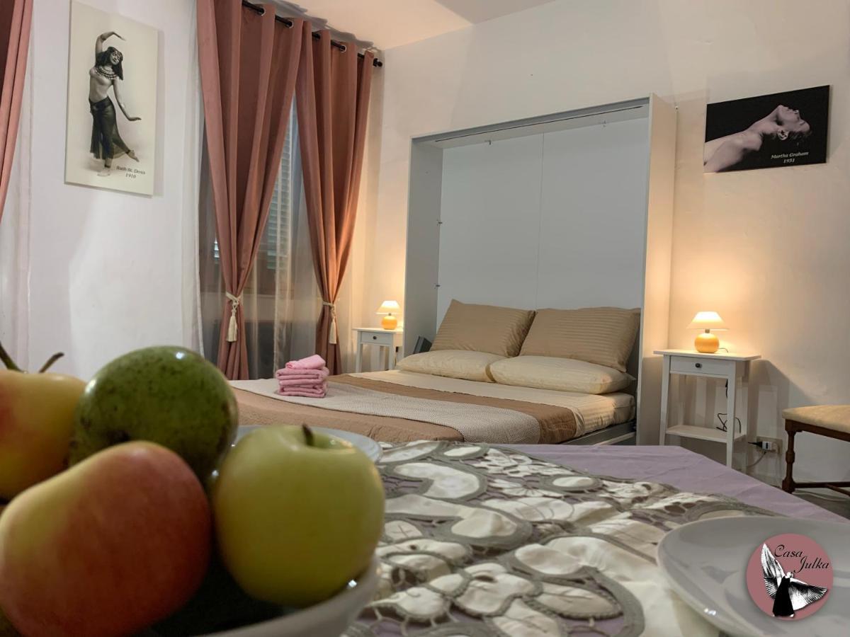 Casa Julka Lägenhet Livorno Exteriör bild
